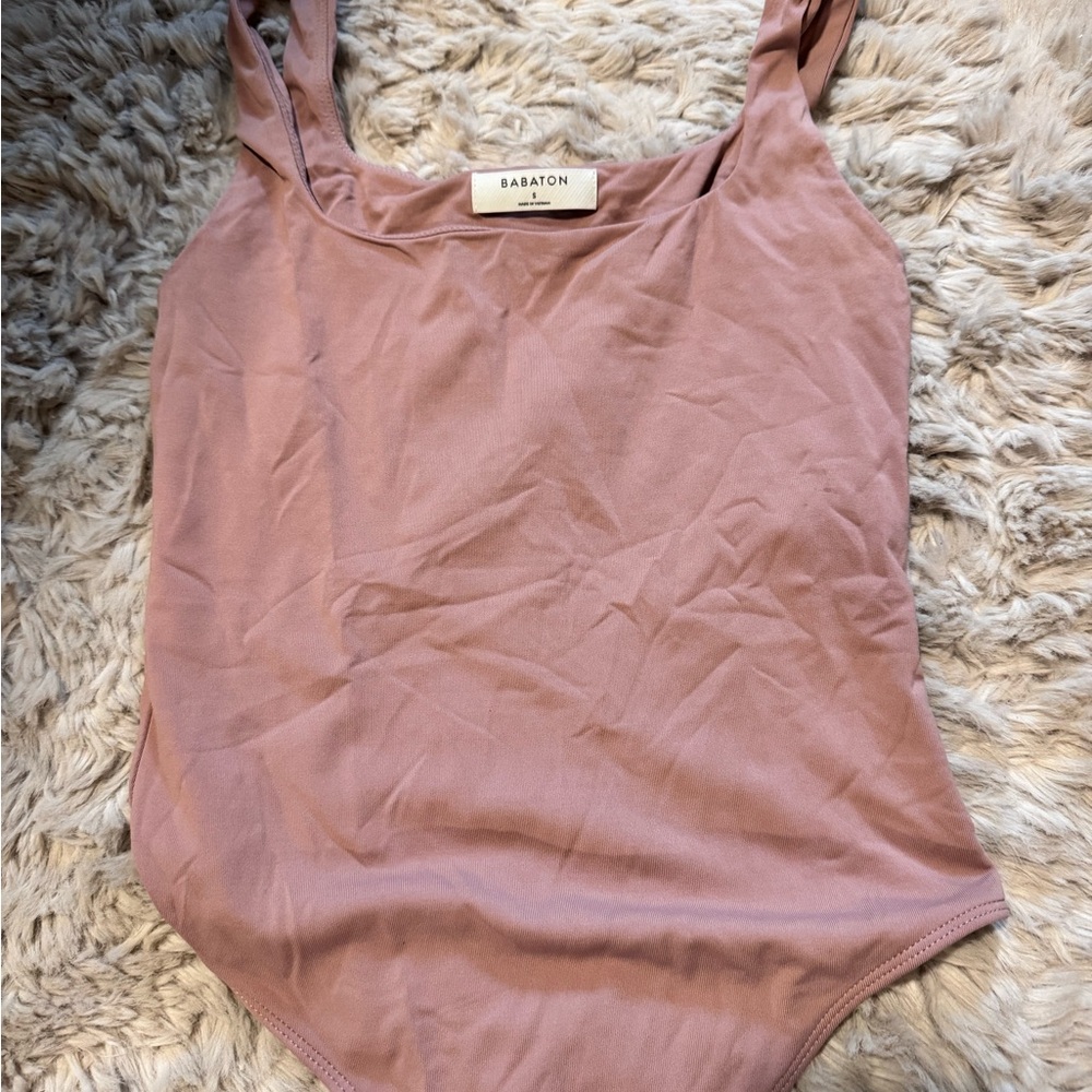 Aritzia babaton contour bodysuit